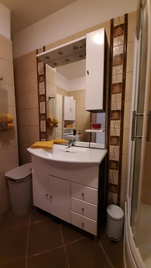 Apartman Ana & Marta Senj  Exteriér fotografie