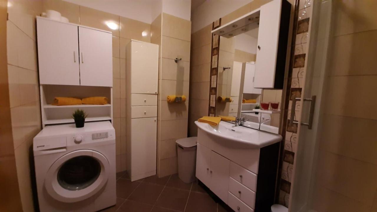 Apartman Ana & Marta Senj  Exteriér fotografie