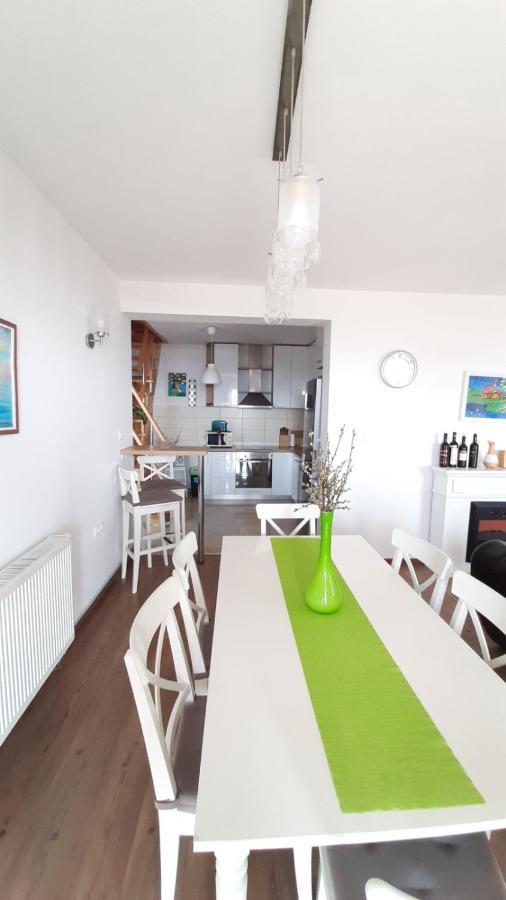 Apartman Ana & Marta Senj  Exteriér fotografie