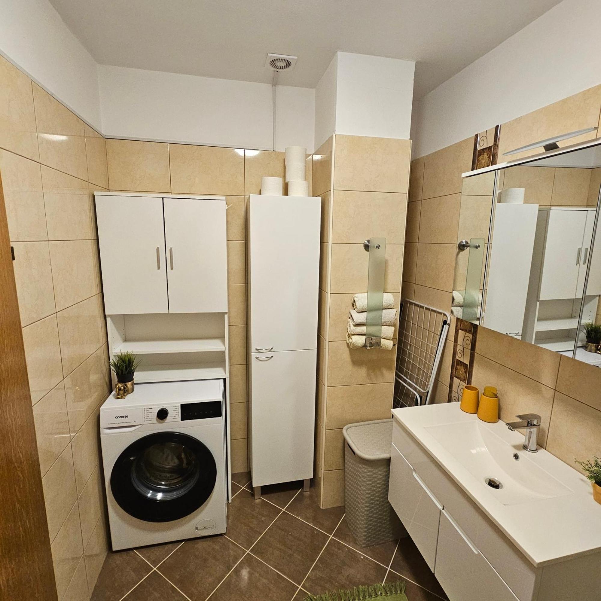 Apartman Ana & Marta Senj  Exteriér fotografie